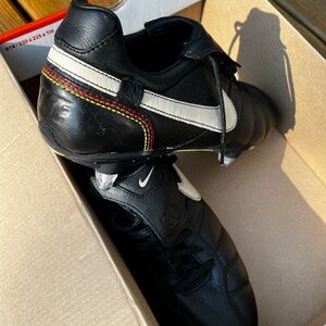 NIKE TIEMPO Brasileiro SG Soccer Cleat Men's S 7.5  Black/perl/white Ronaldino